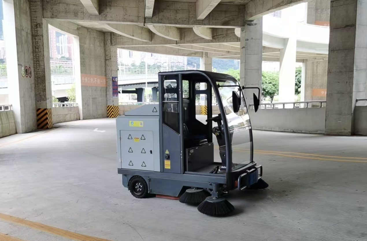 潔臣士掃地機(jī)出租:工程開荒保潔降本增效新選擇